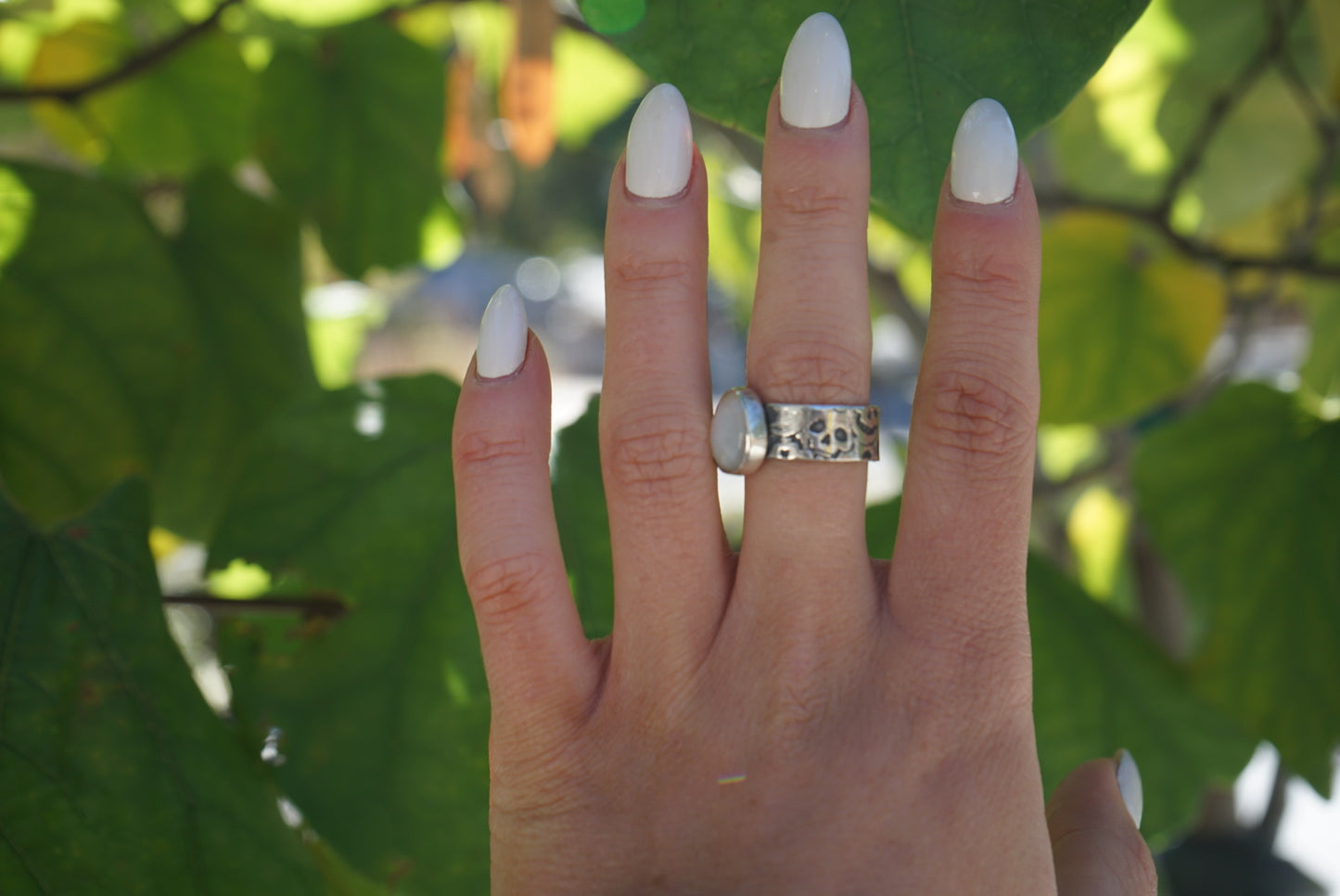 Mother of Pearl Ring (size 6)